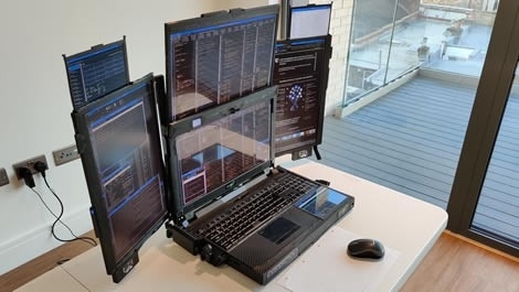 Компания Expanscape представила прототип ноутбука с семью экранами