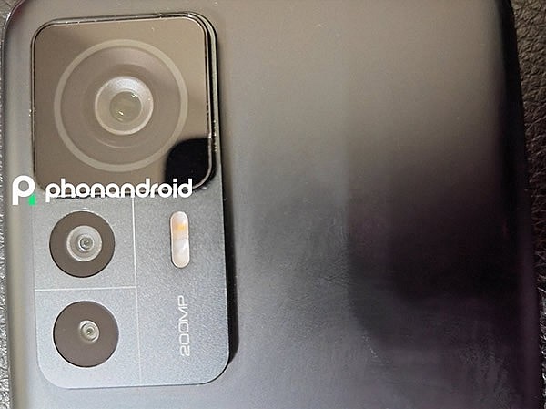 Xiaomi 12T Pro получит 200-мегапиксельную основную камеру