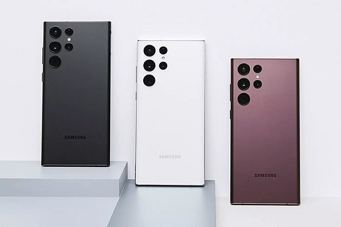 Samsung Galaxy S23 Ultra станет первым телефоном Samsung, оснащенным камерой 200 Мп. На изображении Samsung Galaxy S22 Ultra