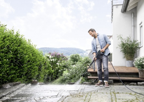 Мойка высокого давления KARCHER K 5 Compact (1.630-750.0), 145 бар, EAC Мойка высокого давления KARCHER K 5 Compact (1.630-750.0), 145 бар, EAC