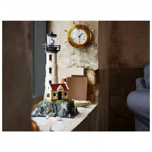 LEGO IDEAS "Моторизованный маяк" 21335