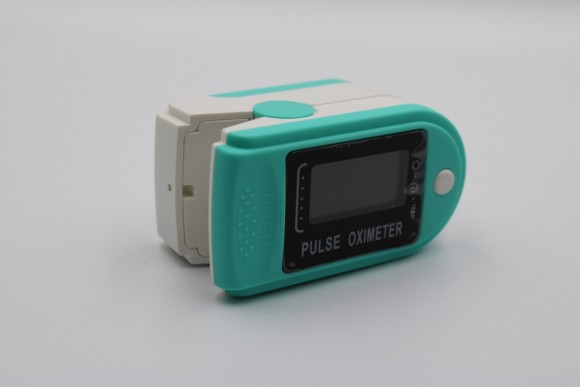 Цифровой пульсоксиметр Fingertip Pulse Oximeter Mint (Мятный)