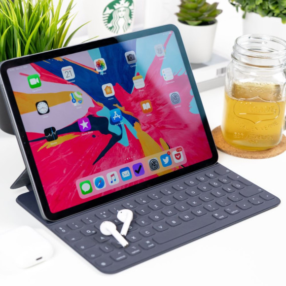 Планшет Apple A Wi-Fi (демо) Планшет Apple A Wi-Fi (демо)