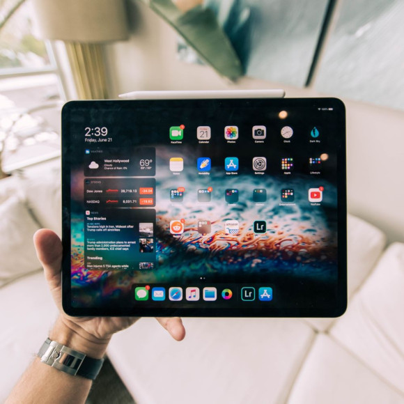 Планшет Apple G (демо) Планшет Apple G (демо)