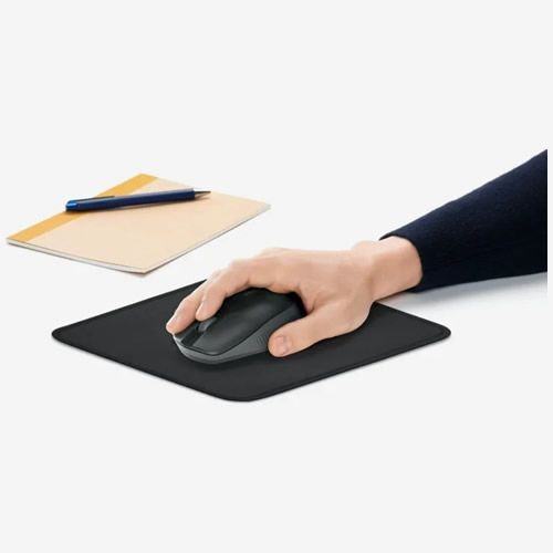 Коврик для мыши Logitech Mouse Pad Studio Series Graphite (Графит) 956-000049 EAC Коврик для мыши Logitech Mouse Pad Studio Series Graphite (Графит) 956-000049 EAC