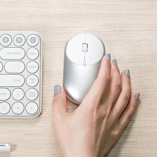 Беспроводная мышь Xiaomi Mi Portable Mouse 2 (BXSBMW02) Silver (Серебристая) Беспроводная мышь Xiaomi Mi Portable Mouse 2 (BXSBMW02) Silver (Серебристая)